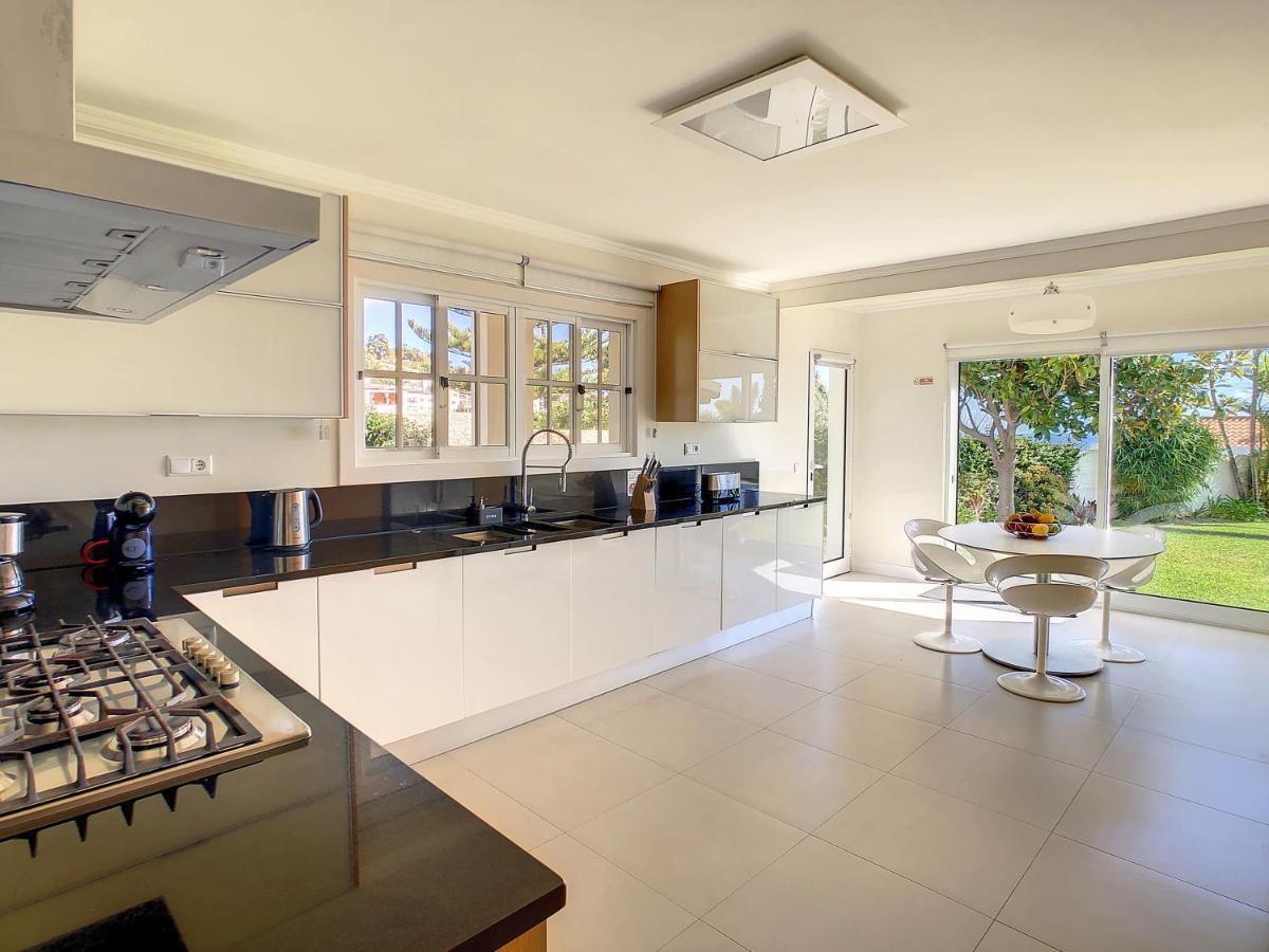 Villa Garajau By Lovelystay Caniço Eksteriør bilde